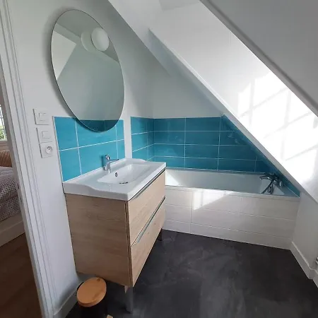 Duplex Dans Maison Normande Avec Accès Au Jardin Bernay (Eure)