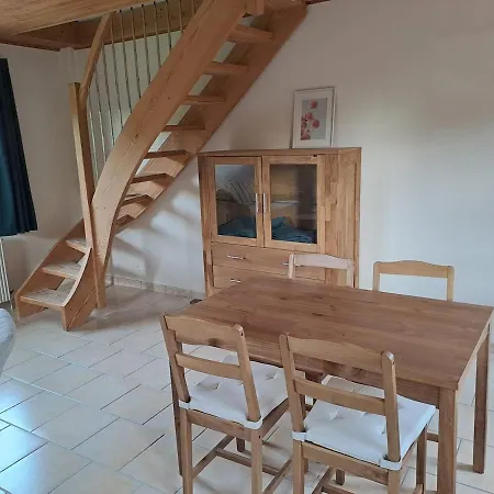 Appartement Duplex Dans Maison Normande Avec Accès Au Jardin
