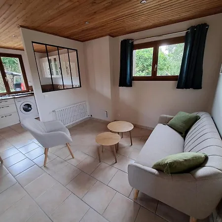 Appartement Duplex Dans Maison Normande Avec Accès Au Jardin *