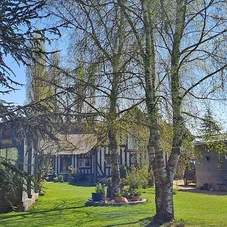 Appartement Duplex Dans Maison Normande Avec Accès Au Jardin *