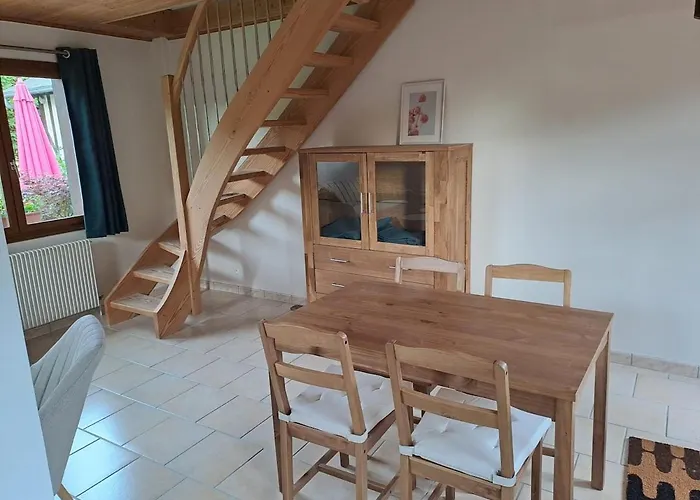Appartement Duplex Dans Maison Normande Avec Acces Au Jardin