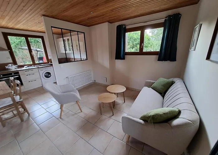Appartement Duplex Dans Maison Normande Avec Acces Au Jardin *
