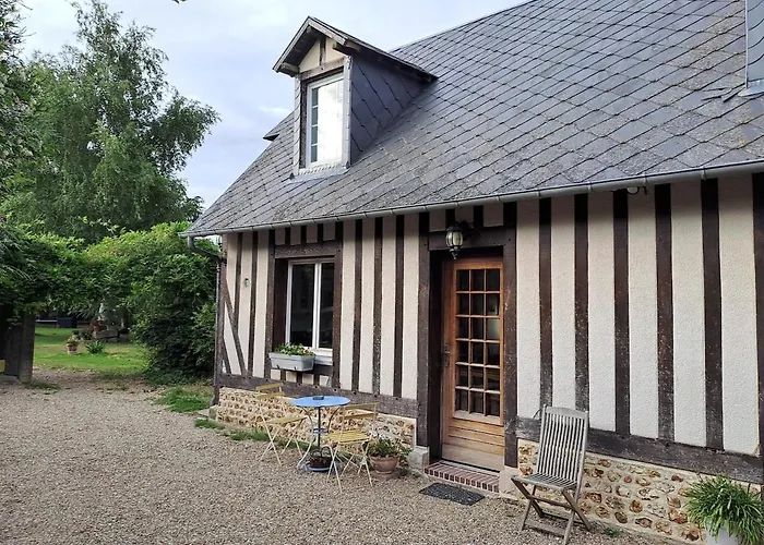 Duplex Dans Maison Normande Avec Acces Au Jardin * Bernay (Eure)