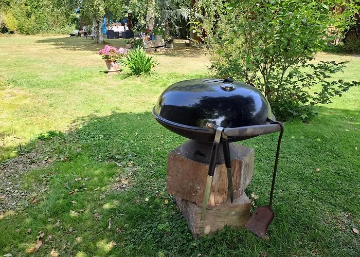 Appartement Duplex Dans Maison Normande Avec Acces Au Jardin *